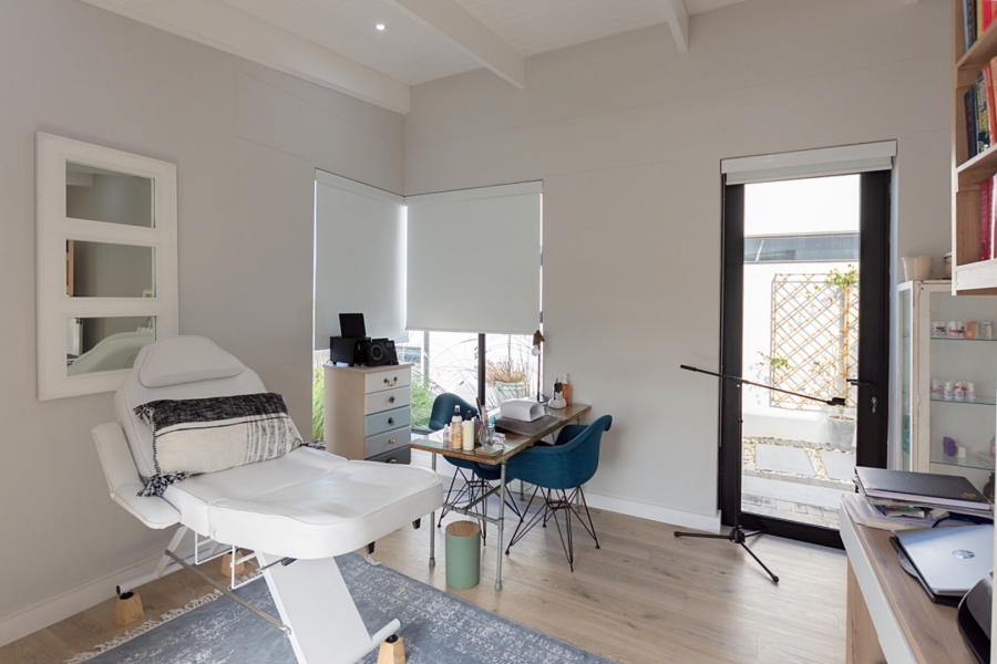4 Bedroom Property for Sale in Dwarskersbos Western Cape